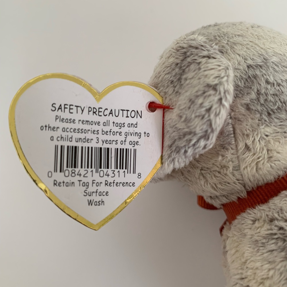 Vintage NWT Beanie Baby Ty Tricks Dog 2000 Retired Cream Gray Friend Puppy - Picture 16 of 16